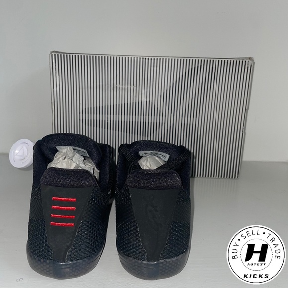 Kobe 11 ‘Dark Knight’? main image 6